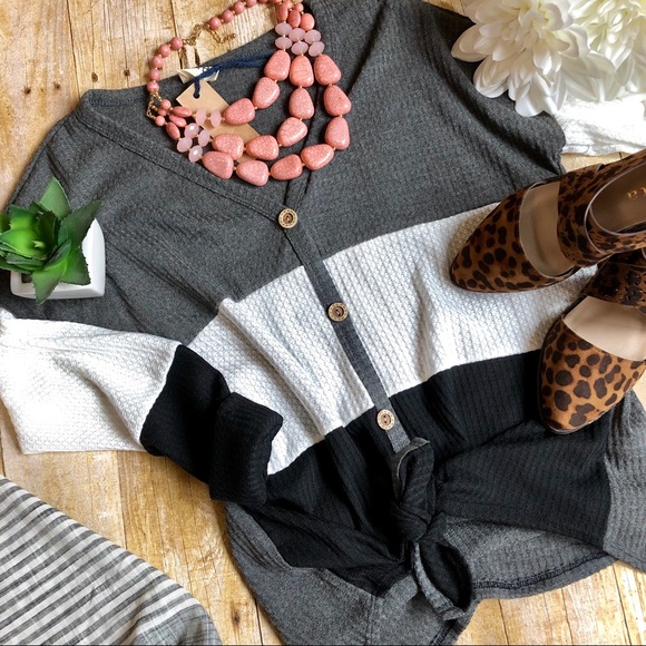 Sweaters - New! Black White and Grey Tie Front V Neck Sweater